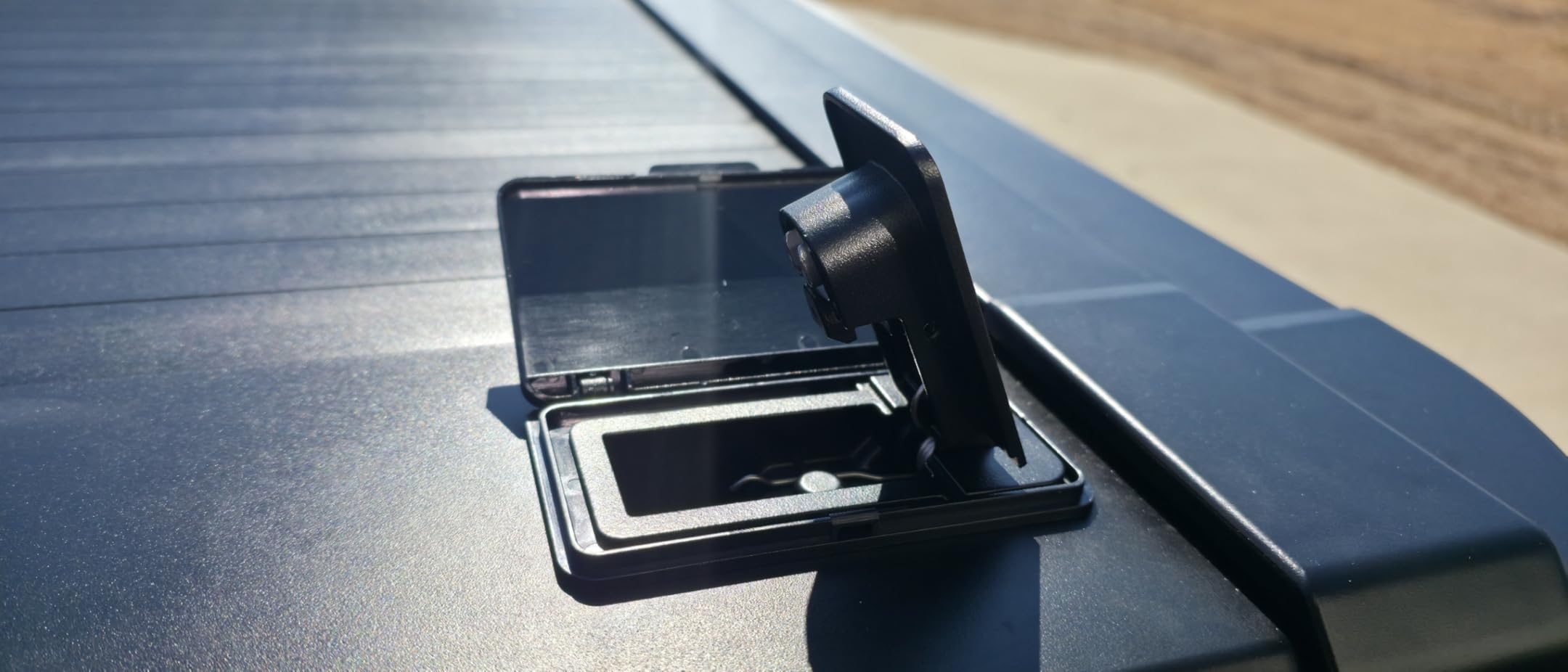 Syneticusa MB Retractable Tonneau Cover fit 2020-2026 Silverado/Sierra 2500 | 3500 6'8