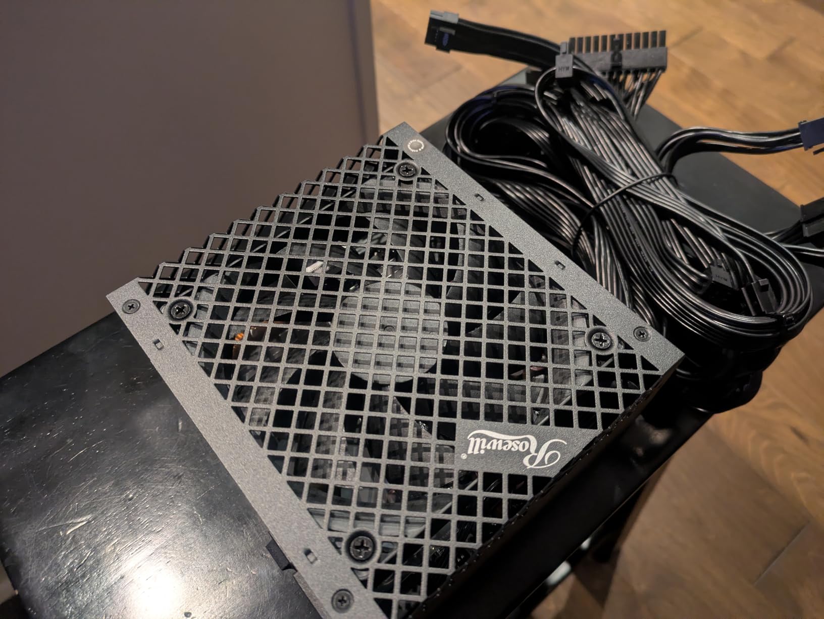 Rosewill VNG 650W 80+ Gold Certified, ATX 3.0 & 3.1 Compatible, Non-Modular, Low-Noise Power Supply customer photo 1