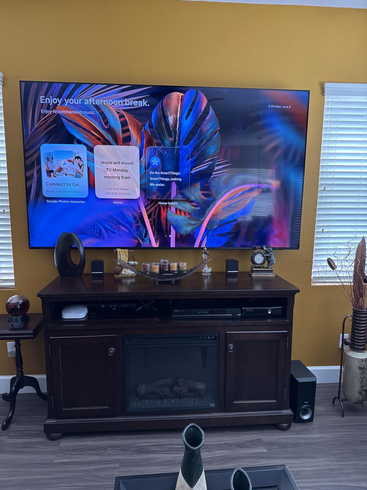 Samsung 65-Inch Class M80H Series, Mini LED, 4K, Smart TV, 2026 Model | Samsung Vision AI, Mini LED with AI Mode, Motion Xcelerator 144Hz, Pure Spectrum Color, Auto HDR Remastering, Alexa Built-in customer photo 2