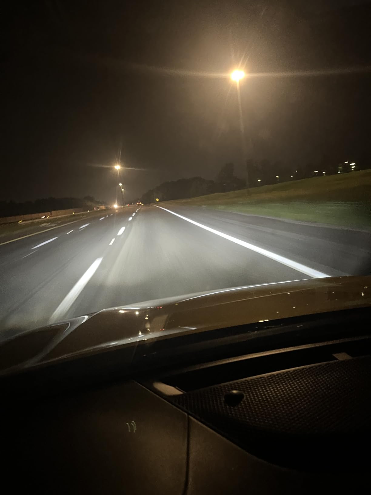 AUXITO 9005 H11 LED Bulbs Combo, 100000 Lumens Ultra Bright 6500K Cool White, Canbus Ready, No Flicker, 99% Vehicle Compatibility, IP68 Waterproof, 4 Pack customer photo 2
