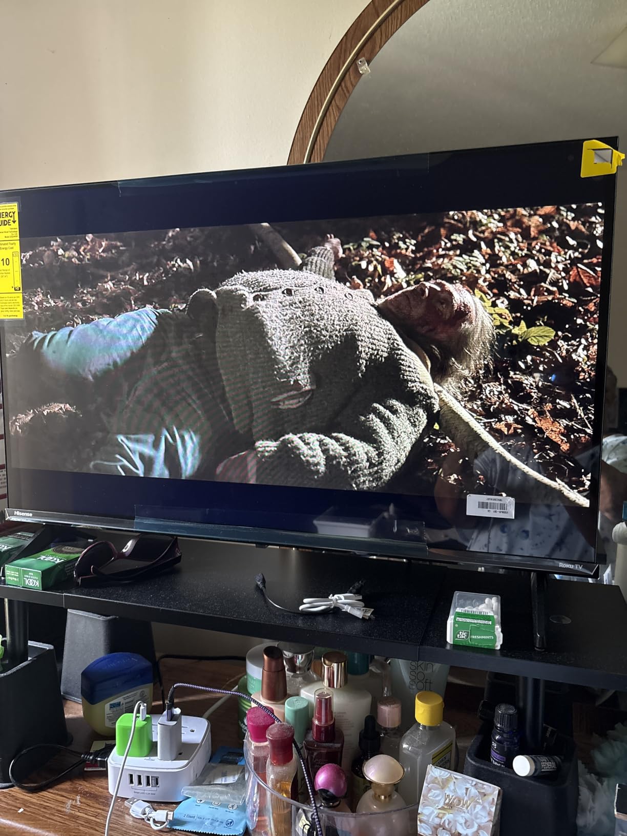 Hisense 40-Inch Class QD4SR Series Hi-QLED FHD Smart Roku TV (40QD4SR, 2026 Model) customer photo 1