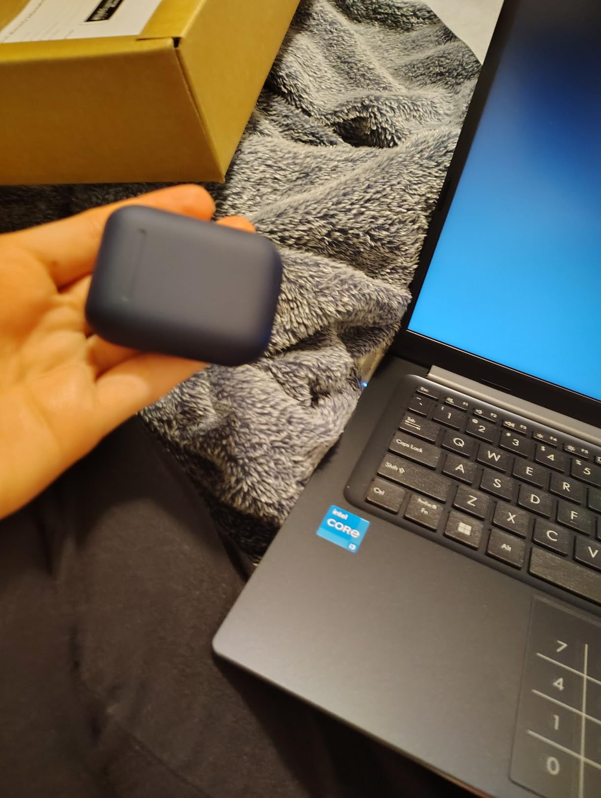 ASUS Vivobook 14
