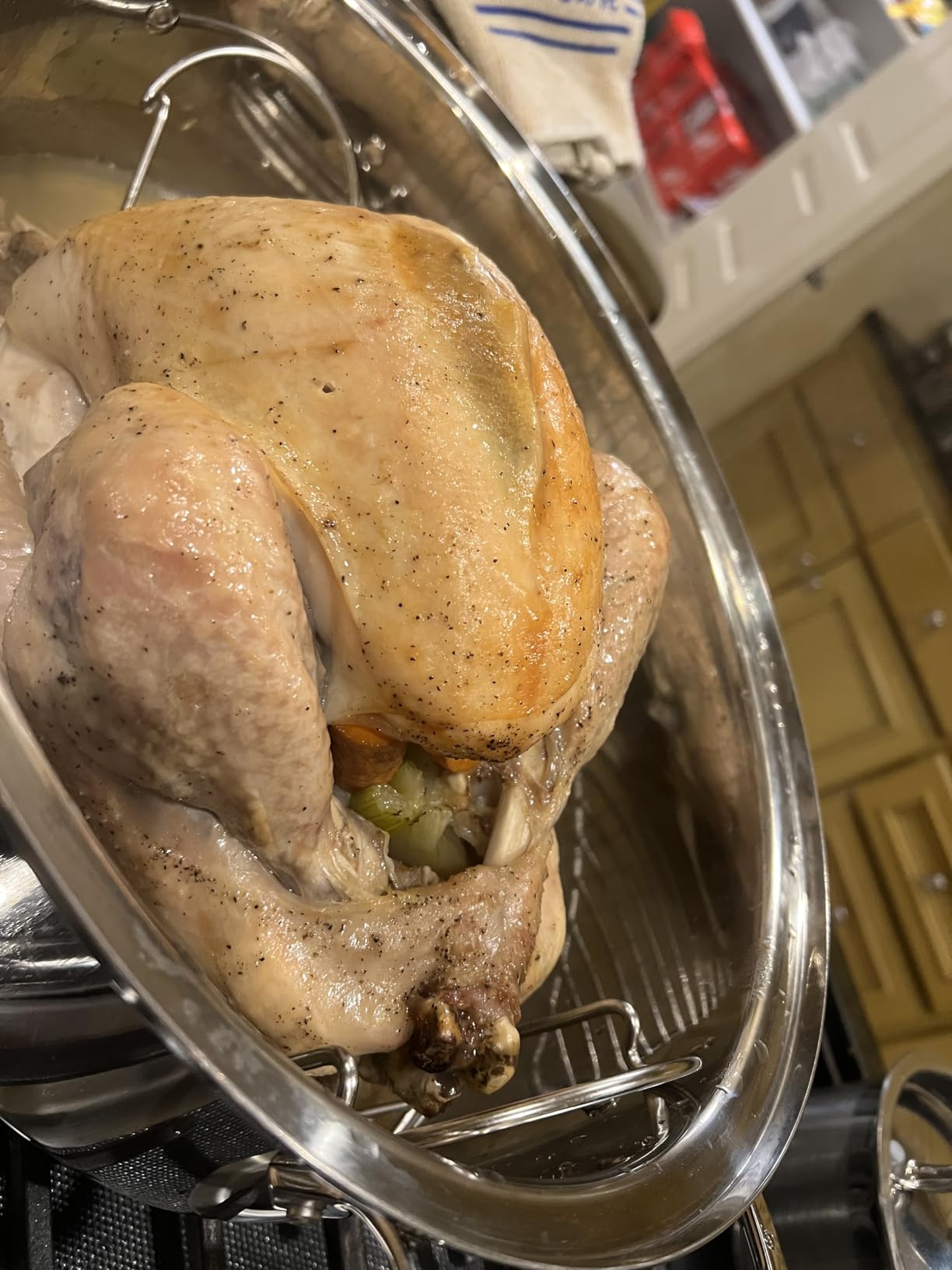 All-Clad Specialty Stainless Steel Roaster and Nonstick Rack 16x13x5 Inch Oven Broiler Safe 600F Roaster Pan, Pots and Pans, Bakeware, Turkey, Silver customer photo 1