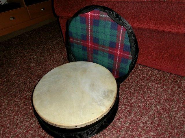 Trinity College TB-4 Irish Bodhran - Natural Blond Rim - Traditional 18-Inch Folk Drum for Celtic and World Music customer photo 1