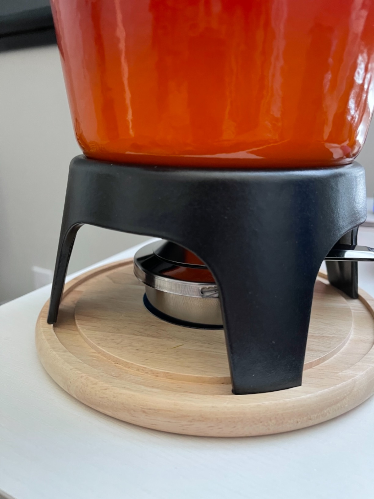 Swissmar Sierra Cast Iron Fondue Set, 1.6 Quart / 1.6 Liter - Perfect for Meat, Cheese, & Chocolate Fondues - Ideal for Family Bonding & Hosting Gifts - 12-Pieces, Gradient Orange customer photo 2