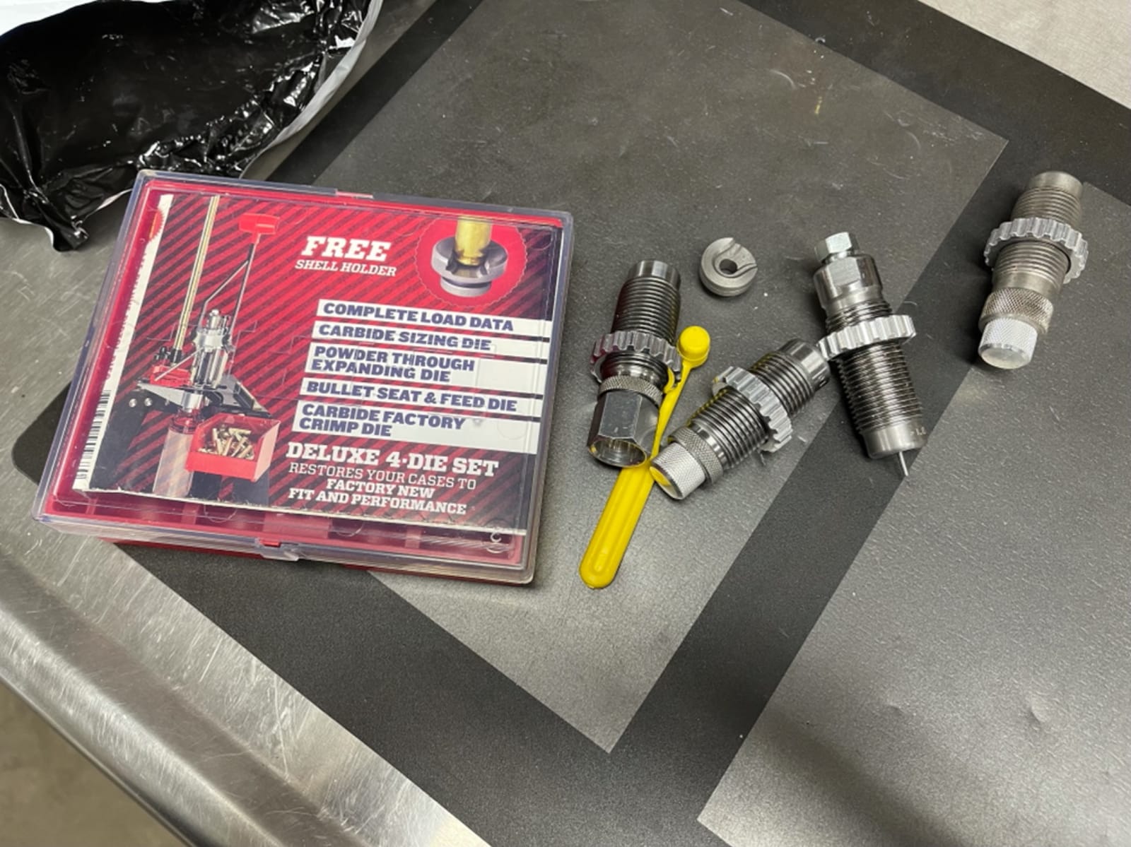 Lee Precision 90968 Deluxe 4 Die Carbide Set, .45 ACP, Grey customer photo 2