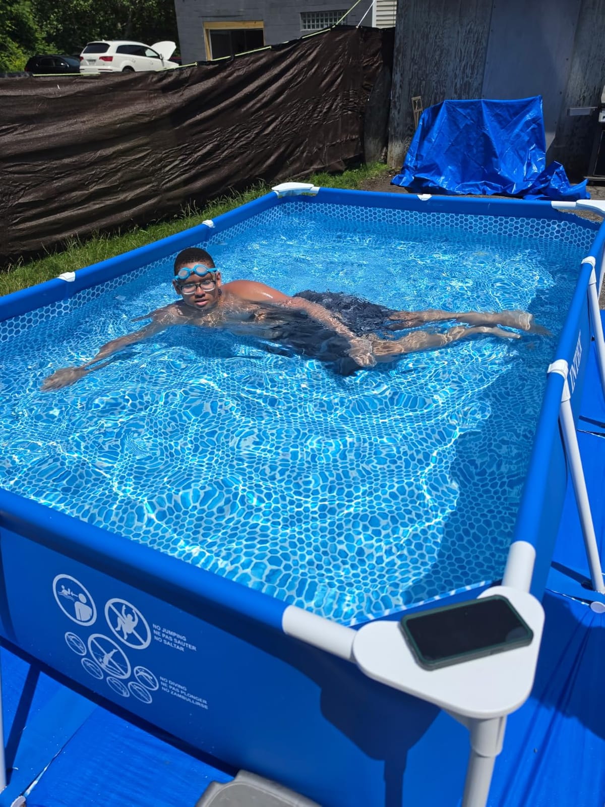 INTEX Metal Frame 9ft 10in x 6ft 6.75in x 29.5in Above Ground Swimming Pool customer photo 2