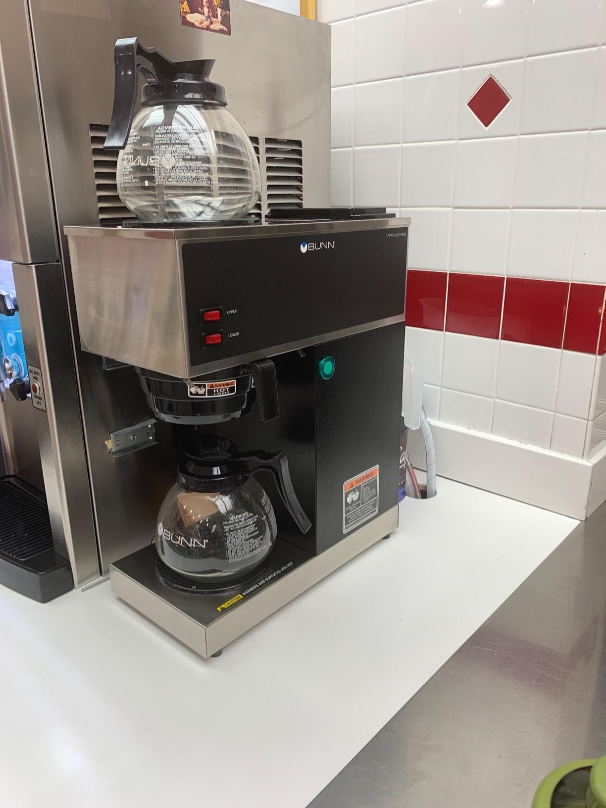BUNN 33200.0015 VPR-2GD 12-Cup Pourover Commercial Coffee Brewer with Upper and Lower Warmers and Two Glass Decanters, Black, Stainless, Standard customer photo 1