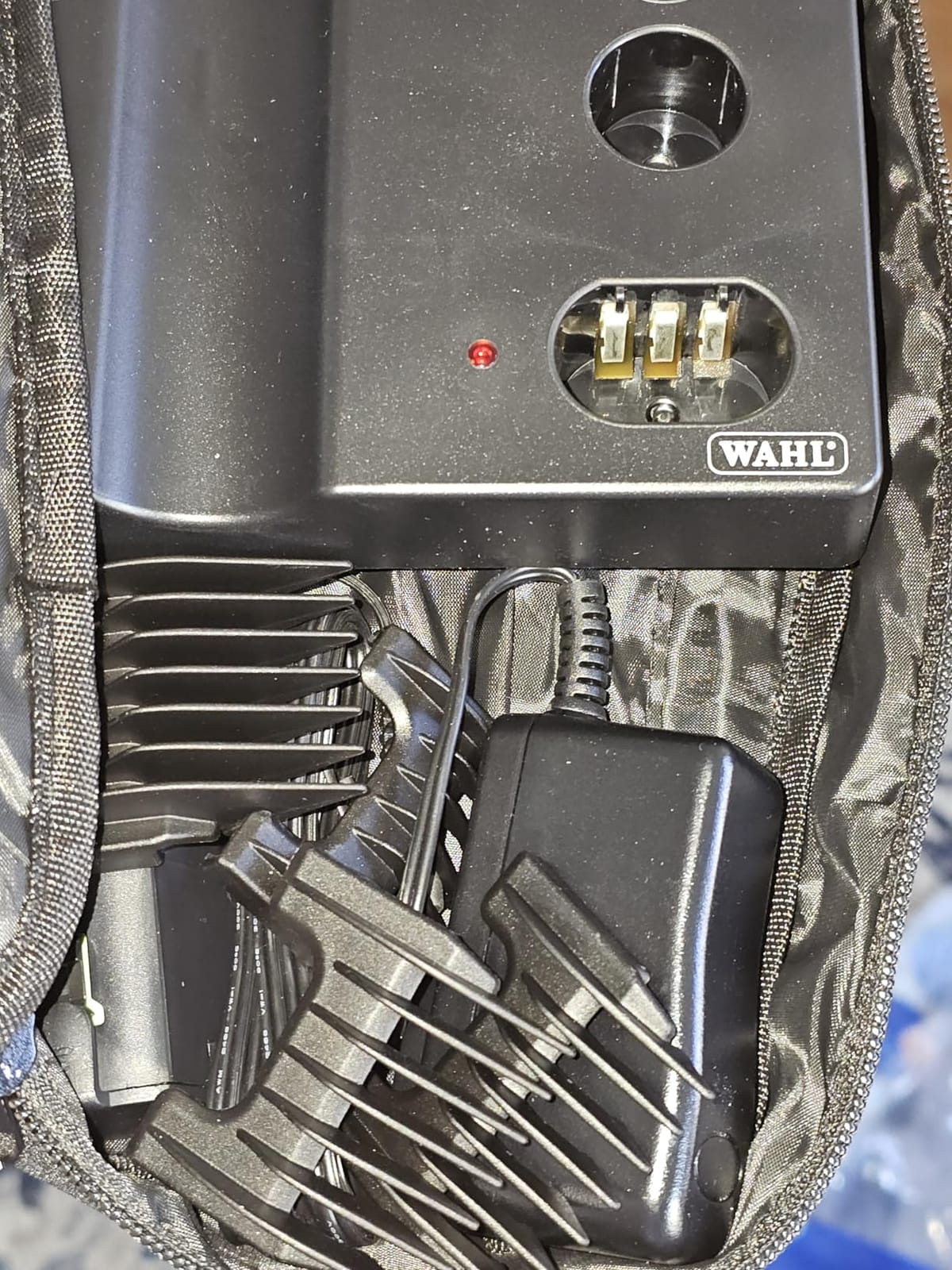 Wahl Professional Animal Arco Cordless Clipper Kit, 8786-452, Champagne customer photo 2