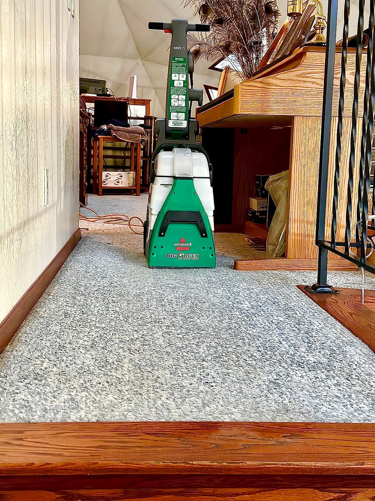Bissell Commercial Bissell BigGreen Commercial BG10 Deep Cleaning 2 Motor Extractor Machine customer photo 2