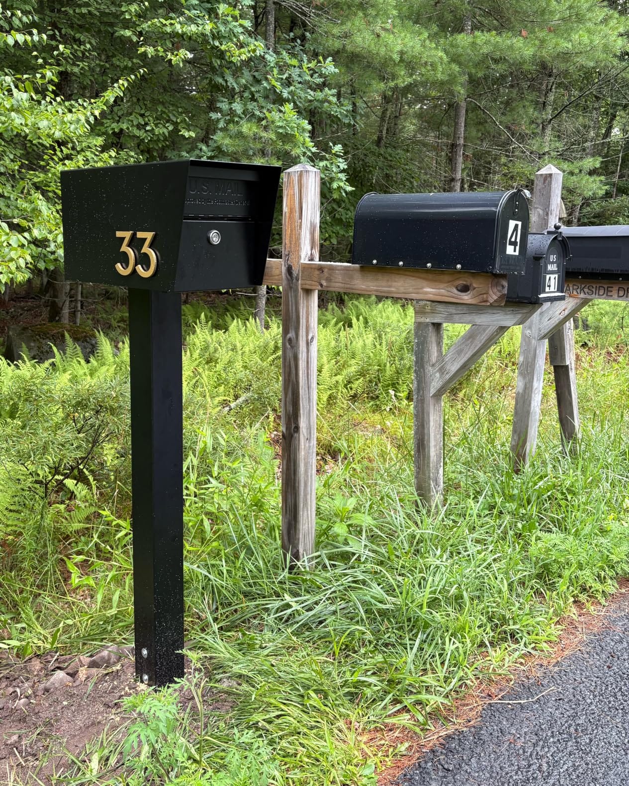 Mail Boss 7506 Mail Manager Curbside Locking Security Mailbox, Black, Large customer photo 1