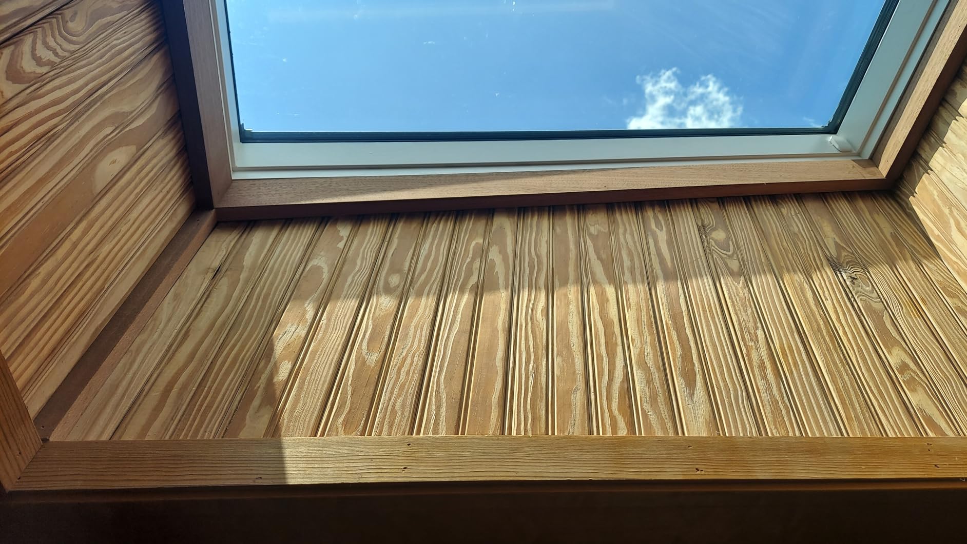 VELUX FS C04 2004 21-1/2 Inch x 38-3/8 Inch Laminated Fixed Non-Vented Deck Mounted No Leak Skylight customer photo 1