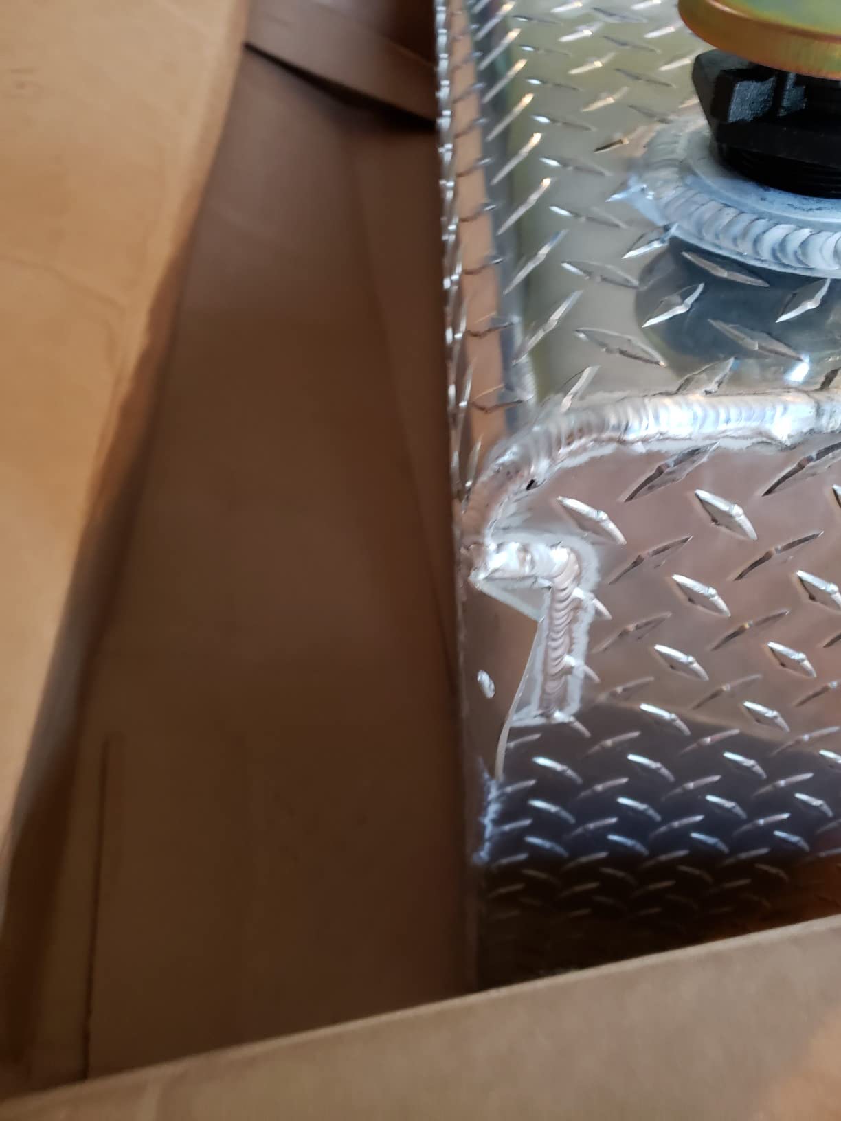 Dee Zee DZ91752X (39 gallon) Narrow Auxiliary Diesel Fuel Transfer Tank customer photo 2