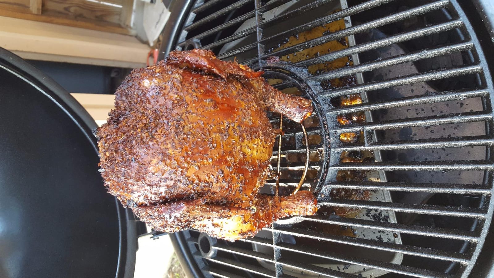 Char-Griller AKORN Kamado Charcoal Grill and Smoker with Cast Iron Grates, Warming Rack and Locking Lid with 445 Cooking Square Inches in Graphite, Model E16620 customer photo 1