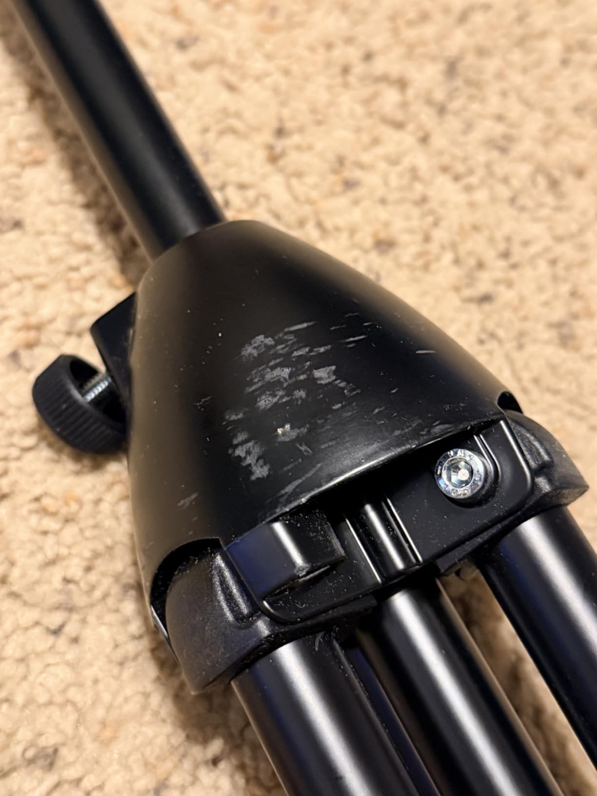 K&M Konig & Meyer 21075.500.55 Tripod Microphone Stand - Adjustable Telescoping 1-Piece Boom Arm - Professional Grade - Heavy Duty with Folding Leg Base - German Made customer photo 2