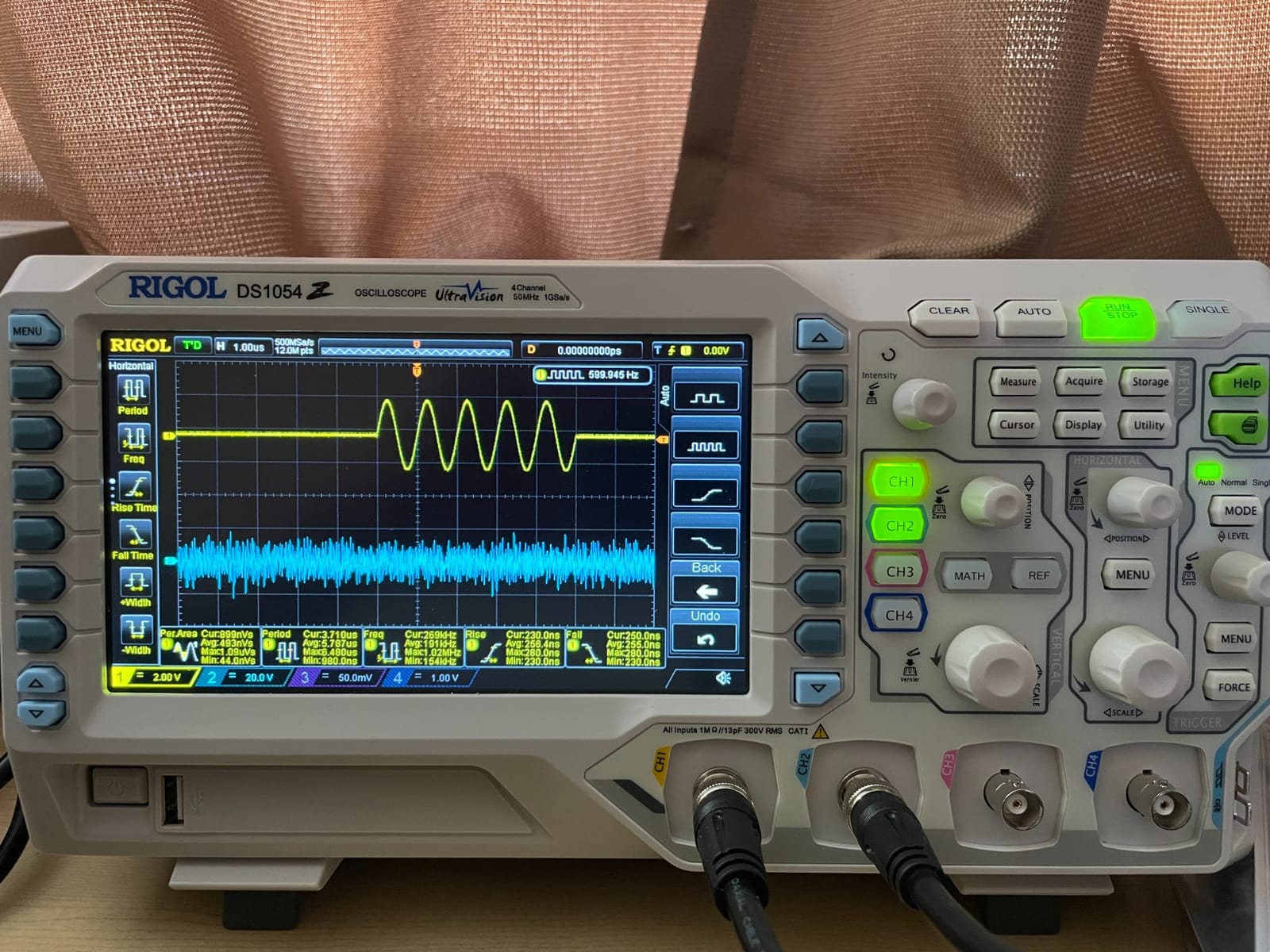 Rigol Digital Oscilloscope DS1054Z 50 MHz 4-Ch 1 GSa/s 24 Mpts 30,000 wfms/s UltraVision 7