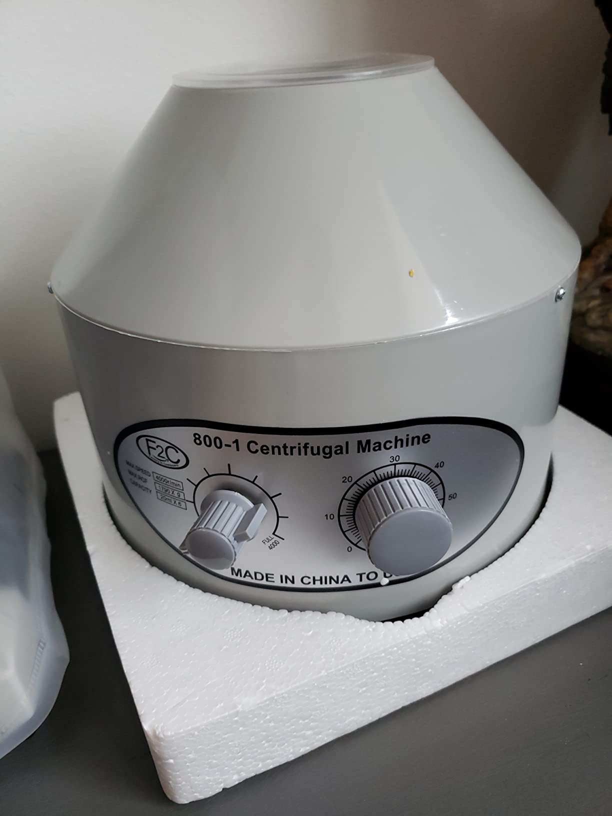 SUPER DEAL Electric Lab Centrifuge Machine, 4000 RPM, 20 ml x 6 Capacity, Precise Timer and Speed Control, 110V - Ideal for Medical and Laboratory Use customer photo 2