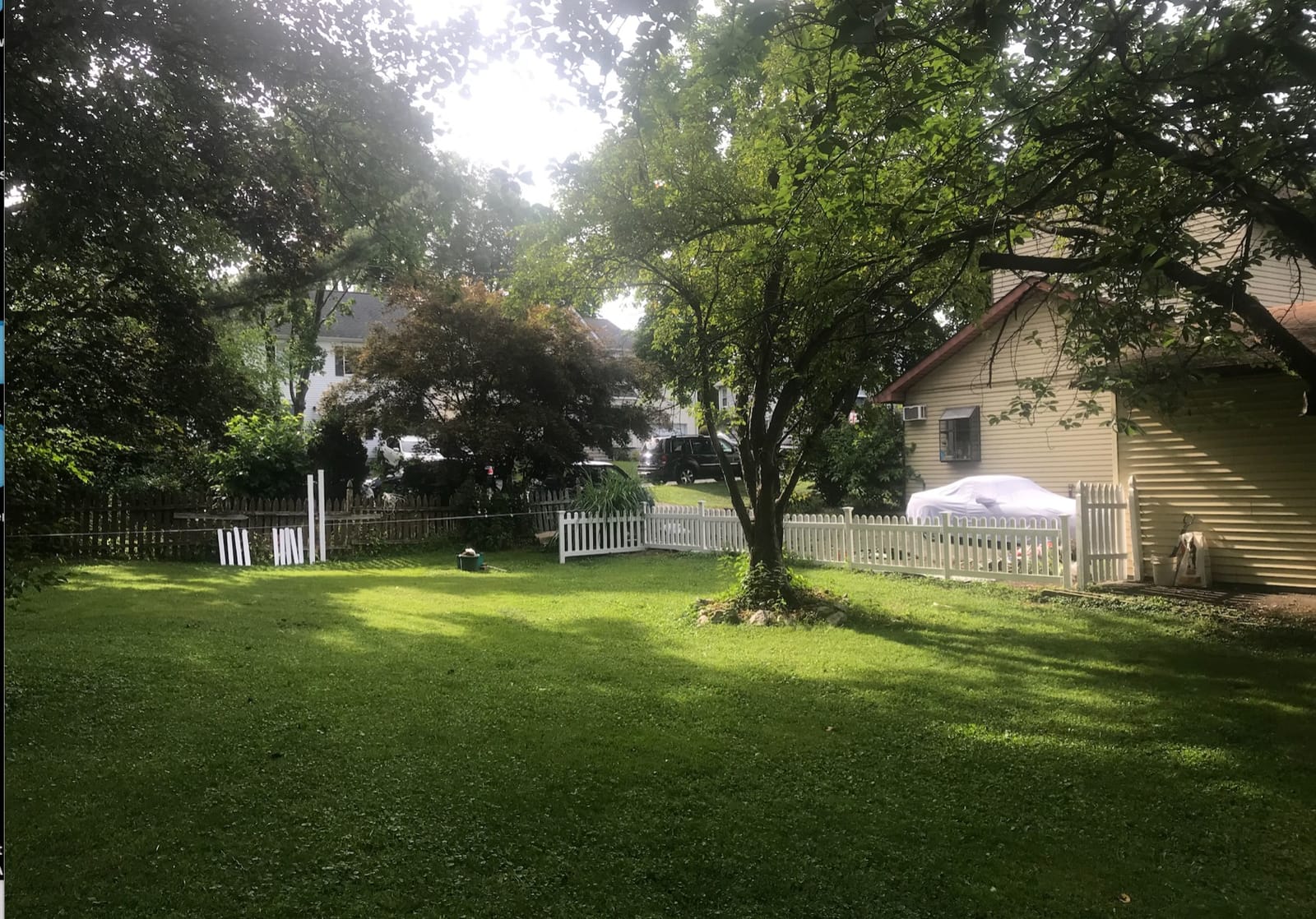 WamBam Newport Picket Fence, White Vinyl DIY No Dig Kit | 3ftH x 6ftW, 1 Panel + 1 Post, ZP19002 customer photo 2