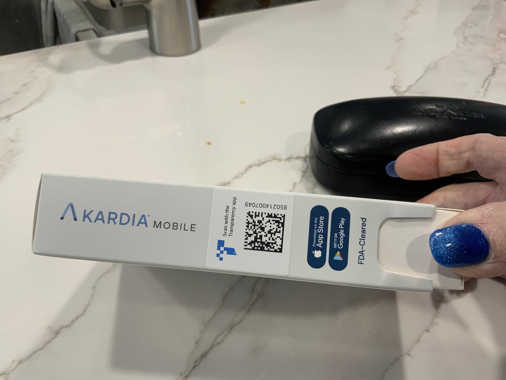 KardiaMobile 1-Lead EKG Monitor, Medical-Grade FDA-Cleared Personal Heart Monitor, Detects Normal, AFib & Arrhythmias, 30 Second Results, Works with Smartphones, Pocket Size, No Subscription Required customer photo 1
