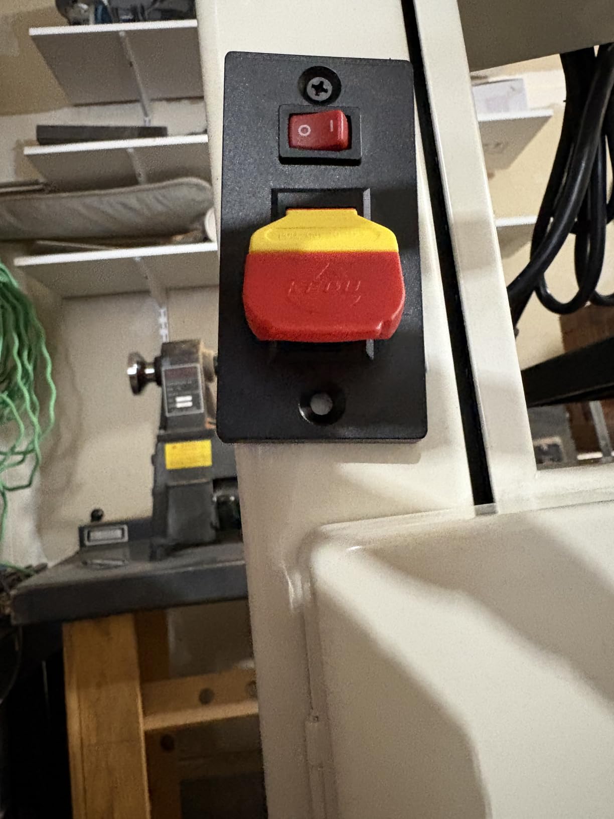 JET 10-Inch Woodworking Band Saw with Stand, 1/2 HP, 115V 1Ph (JWB-10) customer photo 1