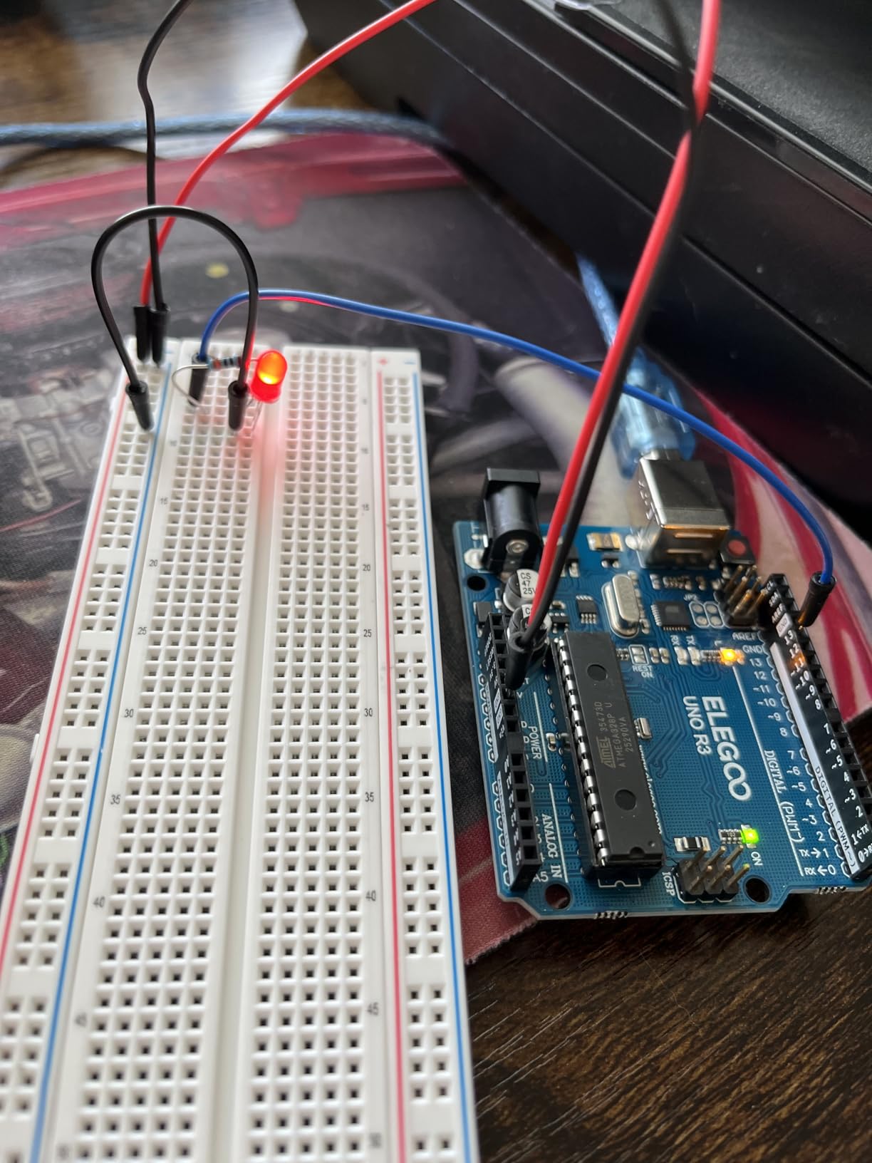 ELEGOO UNO R3 Project Most Complete Starter Kit, Compatible with Arduino | 63 Items, 200+ Components, 30+ Guided Projects, PDF Tutorial, Organized Storage customer photo 1