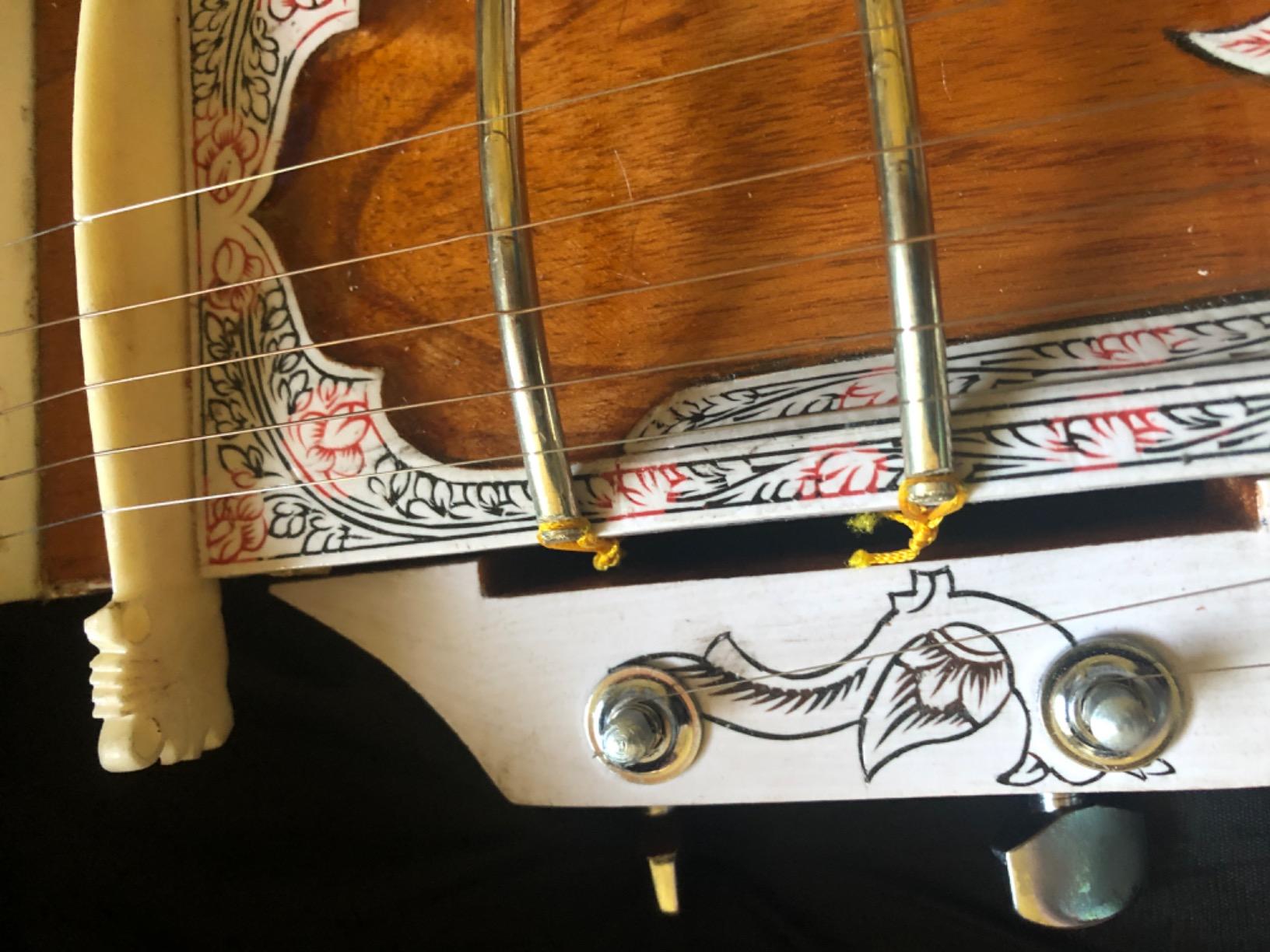 INDIAN HANDMADE ~ ELECTRIC SITAR SHRI RAVI SHANKAR STYLE DESIGNER TUN WOOD FREE STRING & MIZRAB customer photo 1