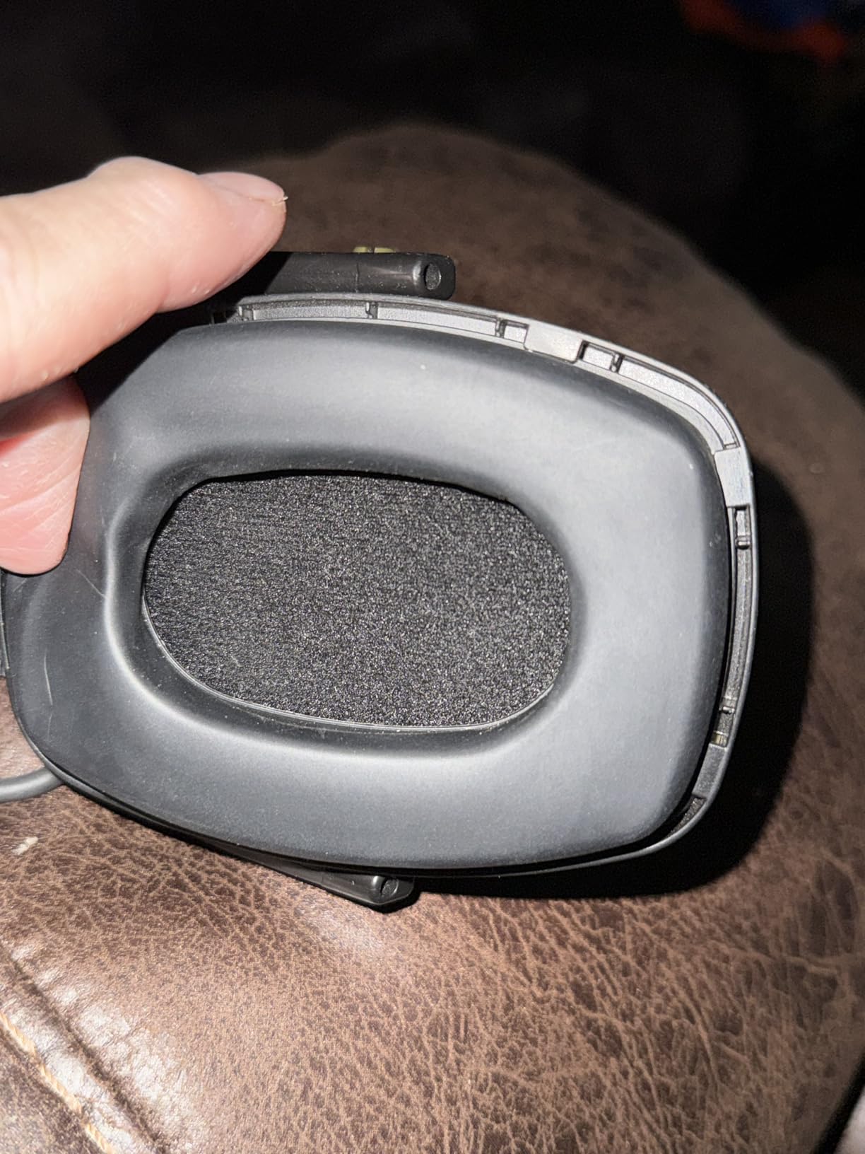 Howard Leight Impact Sport Electronic Earmuff, Med/Large, Black (R-02524) customer photo 1