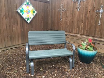 GIANTEX Outdoor Gliders for Outside Patio, Porch Glider w/Steel Frame | Weather Resistance HDPE Back & Seat, 600Lbs Capacity Loveseat, 2-Seat Rocker for Deck, Yard, Outdoor Glider Bench, Black customer photo 1