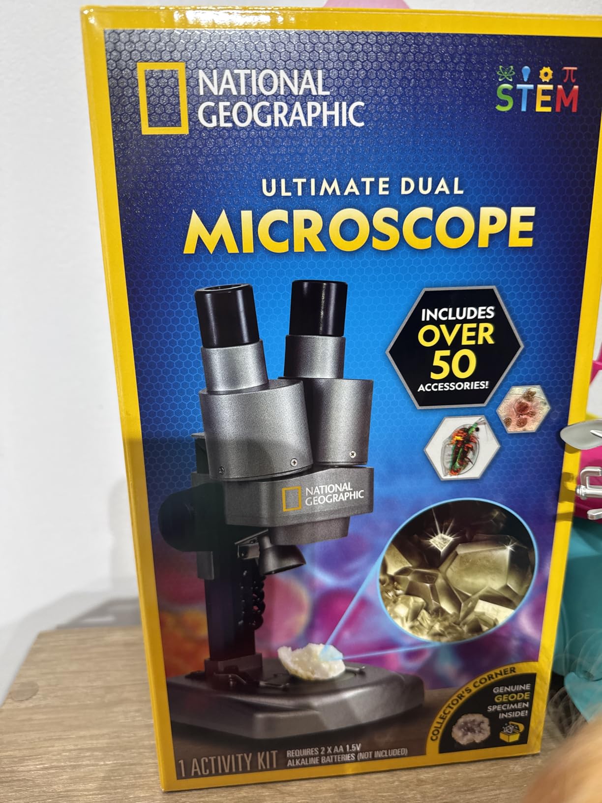 National Geographic Dual LED Kids Microscope - 50+ pc Science Kit with 10 Prepared Slides & 10 DIY Blank Slides, Biology Experiment Activity, Microscope Kit for Kids 8-12 (Amazon Exclusive) | Dual LED Illumination, 10 Prepared Slides, 10 Blank Slides, 50+ Pieces, Biology Experiments, STEM Learning, Birthday Gift customer photo 2
