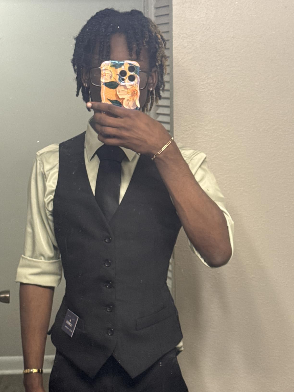 Gioberti Men's Formal Suit Vest Fit for Business or Casual Dress customer photo 2