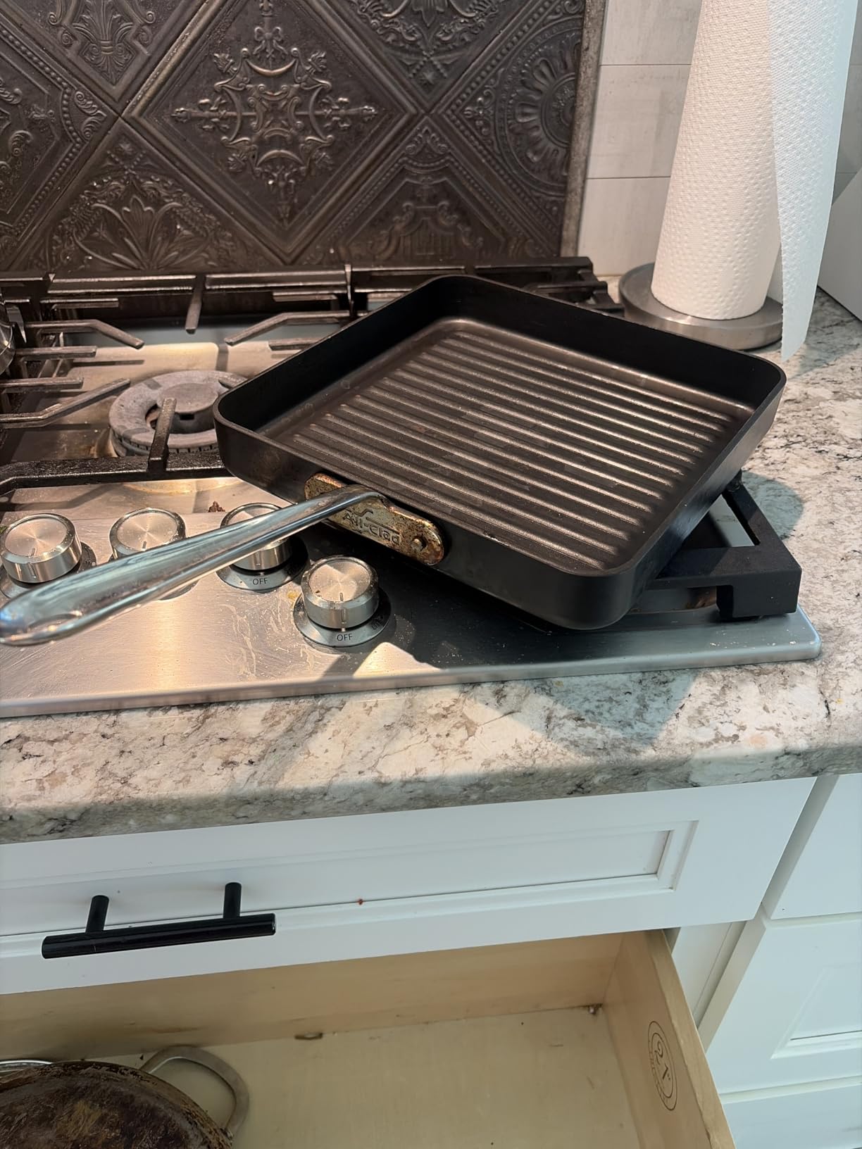 All-Clad HA1 Hard Anodized Nonstick Grill 11x11 Inch Oven Safe 350F Pots and Pans, Cookware Black customer photo 2