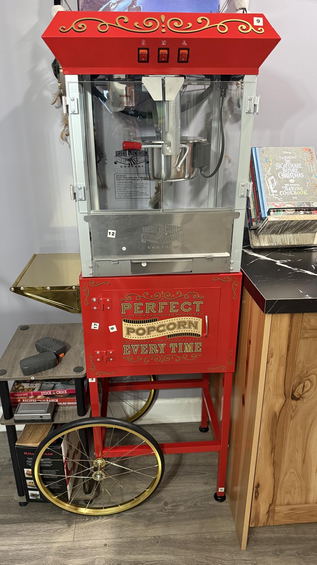 Great Northern Popcorn Company 5995 10 oz. Perfect Popper Popcorn Machine with Cart - Red (5995 GNP Red 10oz. Full) customer photo 1