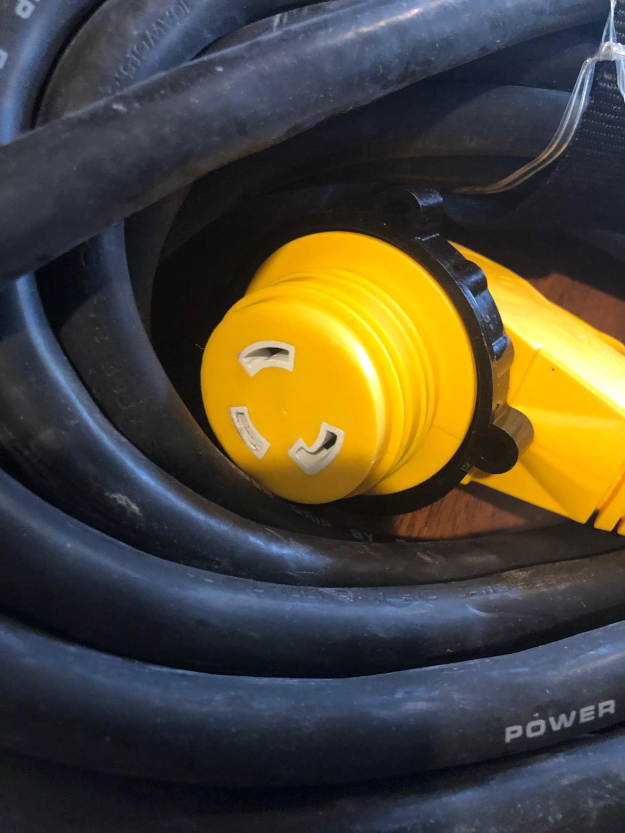 Camco Power Grip 50-Ft 30 Amp RV Extension Cord w/ 90° Heads Locking End -Features NEMA TT-30P Male & L5-30R Locking Female Connectors - Rated for 125V/3,750W - 100% Copper 10-Gauge Wire (55525) customer photo 2