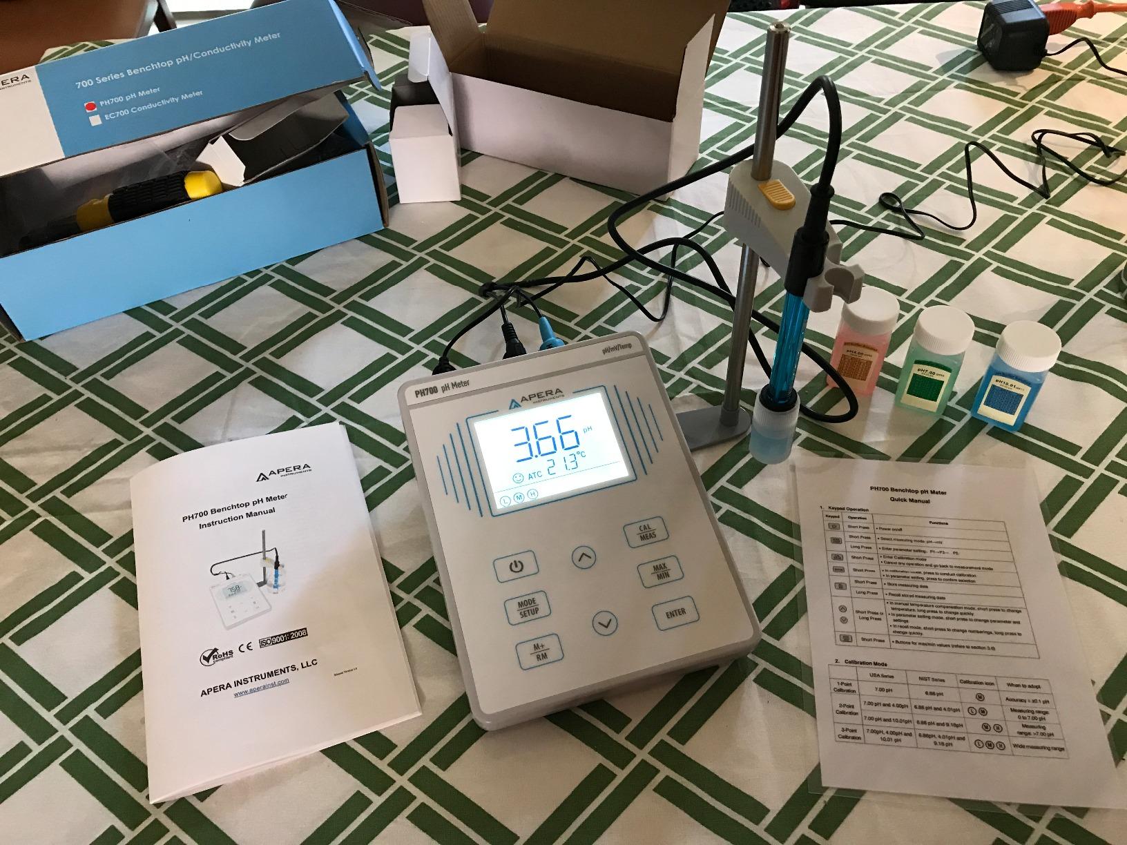 Apera Instruments AI501 PH700 Benchtop Lab pH Meter, 0.01 pH Accuracy, 1-3 Points Auto Calibration, 3-in-1 pH/Temp. Electrode customer photo 2