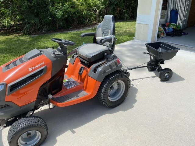 Agri-Fab Tow-Behind Broadcast Spreader - 85-Lb. Capacity, Model Number 45-0530 customer photo 1