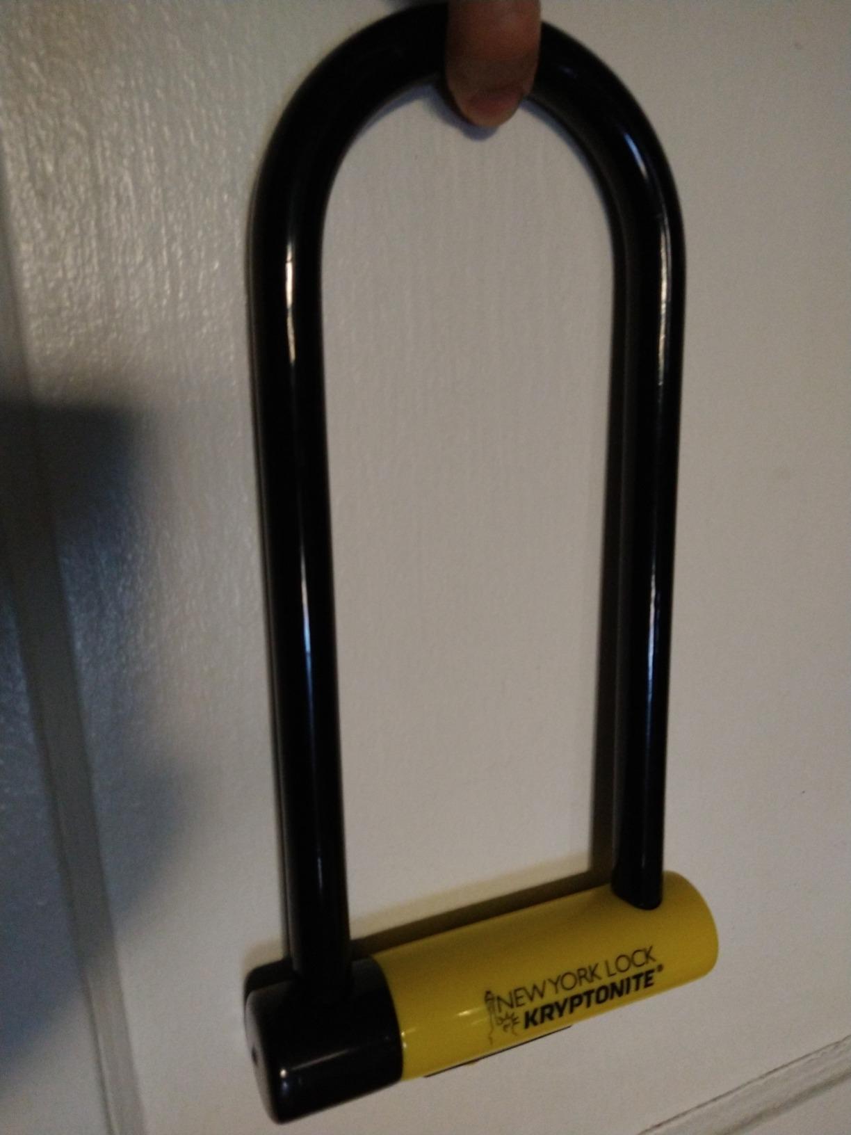 Kryptonite New York Long Shackle Bike U-Lock, Heavy Duty Anti-Theft Security Bicycle Lock Sold Secure Gold, 16mm Long Shackle with Keys, Ultimate Security Lock for Bicycles E-Bikes Scooters customer photo 2