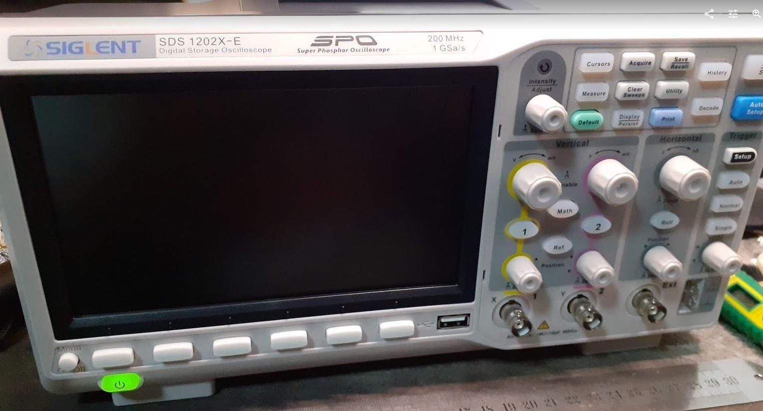 Siglent Technologies SDS1202X-E 200 mhz Digital Oscilloscope 2 Channels, Grey customer photo 2
