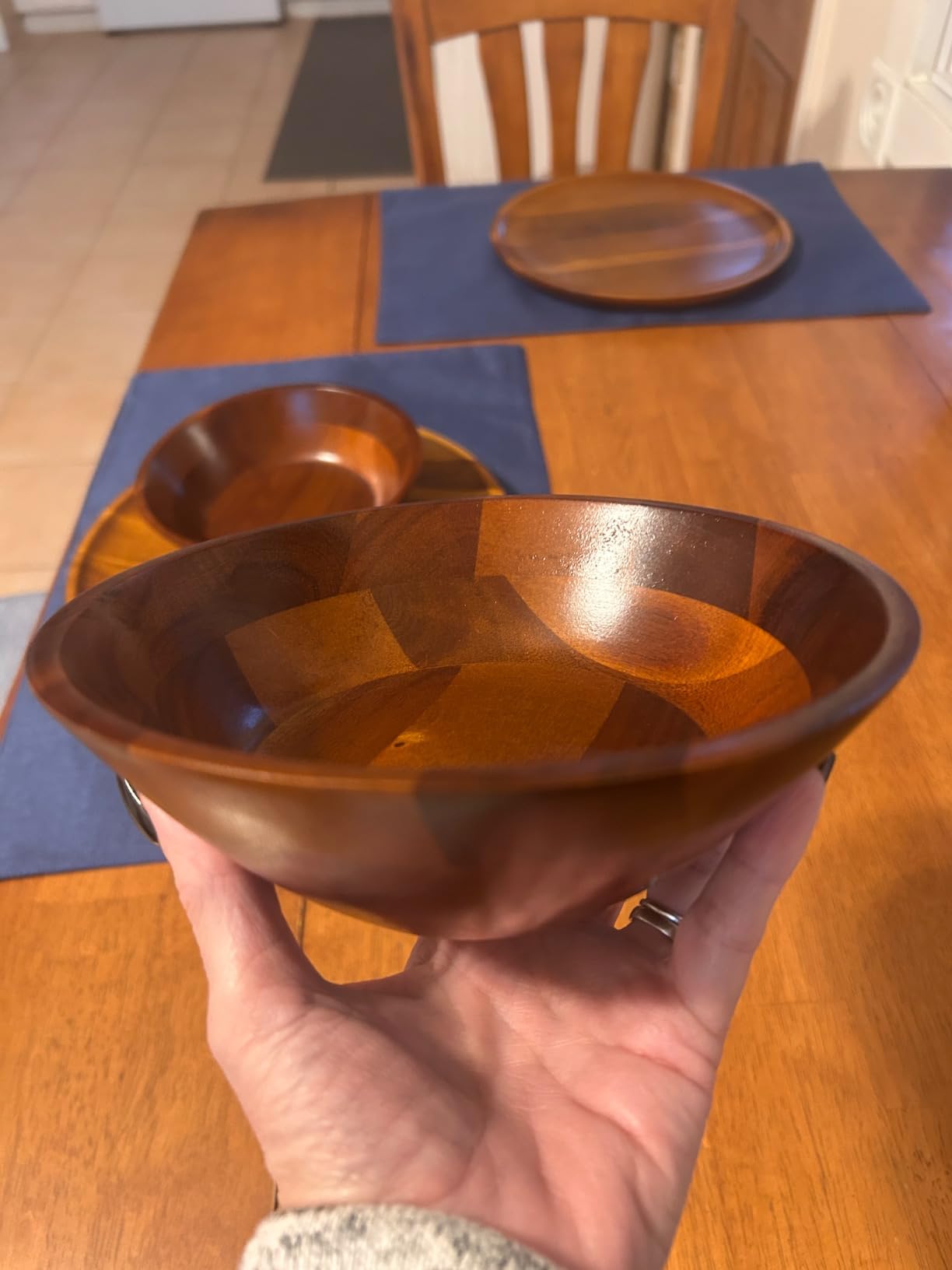 AIDEA Acacia Wooden Serving Bowls, 7 Inch Set of 4 for Salad, Soup, Noodle and More customer photo 2