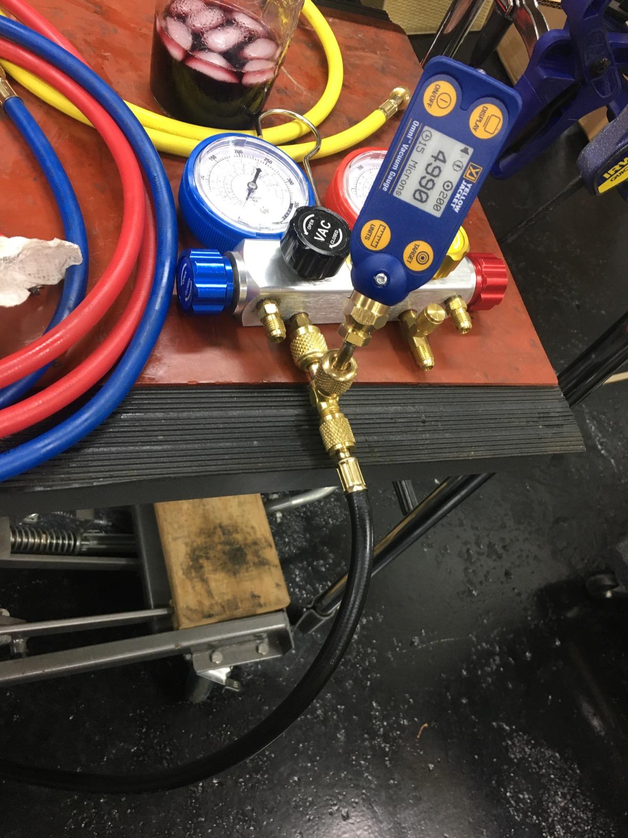 OMT 4 Way Automotive AC Diagnostic Manifold Gauge Set for R134a R410a R22 | Includes R134a Couplers Self-Sealing Piercing Can Taps R410a & 29° Adapter; Solid Brass Build; Ideal for Auto Freon Recharge customer photo 1