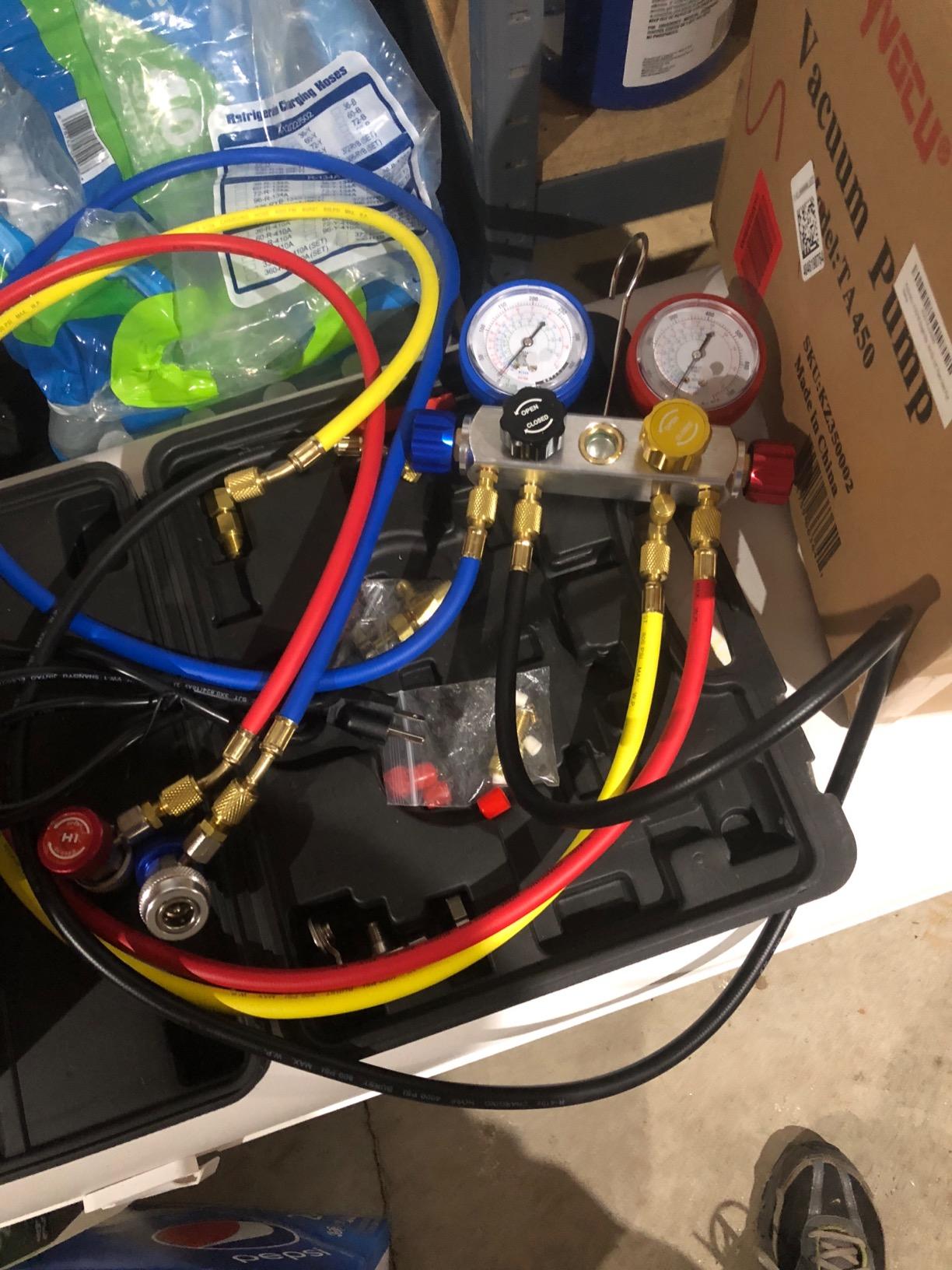 OMT 4 Way Automotive AC Diagnostic Manifold Gauge Set for R134a R410a R22 | Includes R134a Couplers Self-Sealing Piercing Can Taps R410a & 29° Adapter; Solid Brass Build; Ideal for Auto Freon Recharge customer photo 2