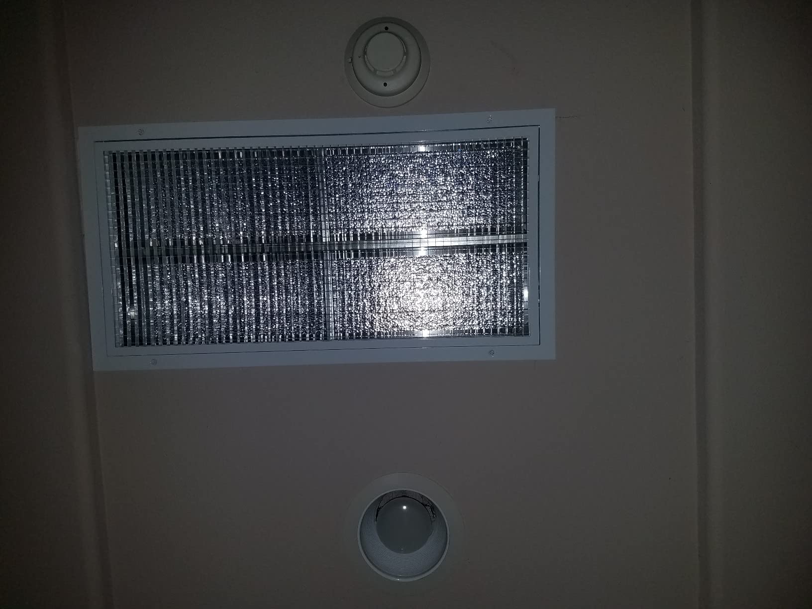 QA-Deluxe 5500 Energy Efficient Whole House Fan 2 Speed Wall Switch & Timer | Low Voltage Plug & Play, Removable Grille, 10 Year Warranty, Up To 3400 Sq Ft 2 Story & 2400 Sq Ft 1 Story customer photo 1
