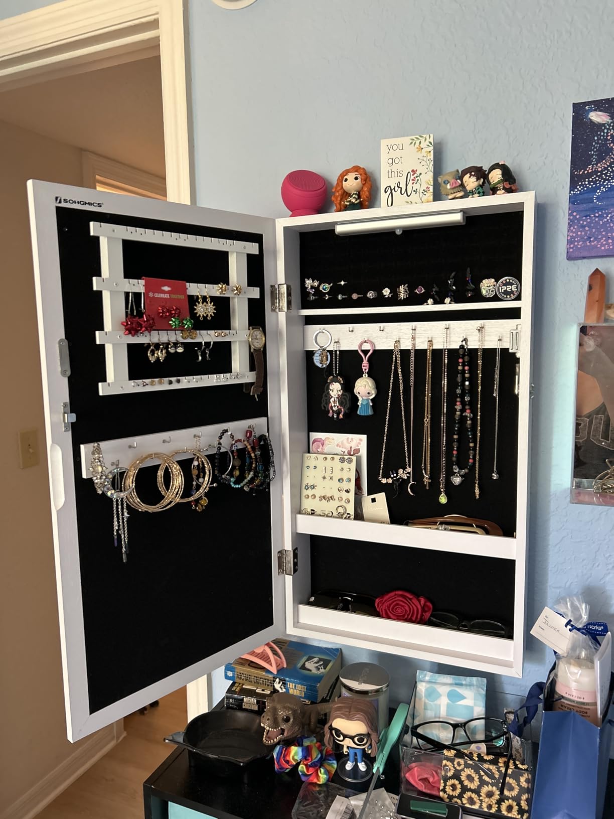 SONGMICS Lockable Jewelry Cabinet Armoire with Mirror, Wall-Mounted Space Saving Jewelry Storage Organizer, White UJJC51WT customer photo 2