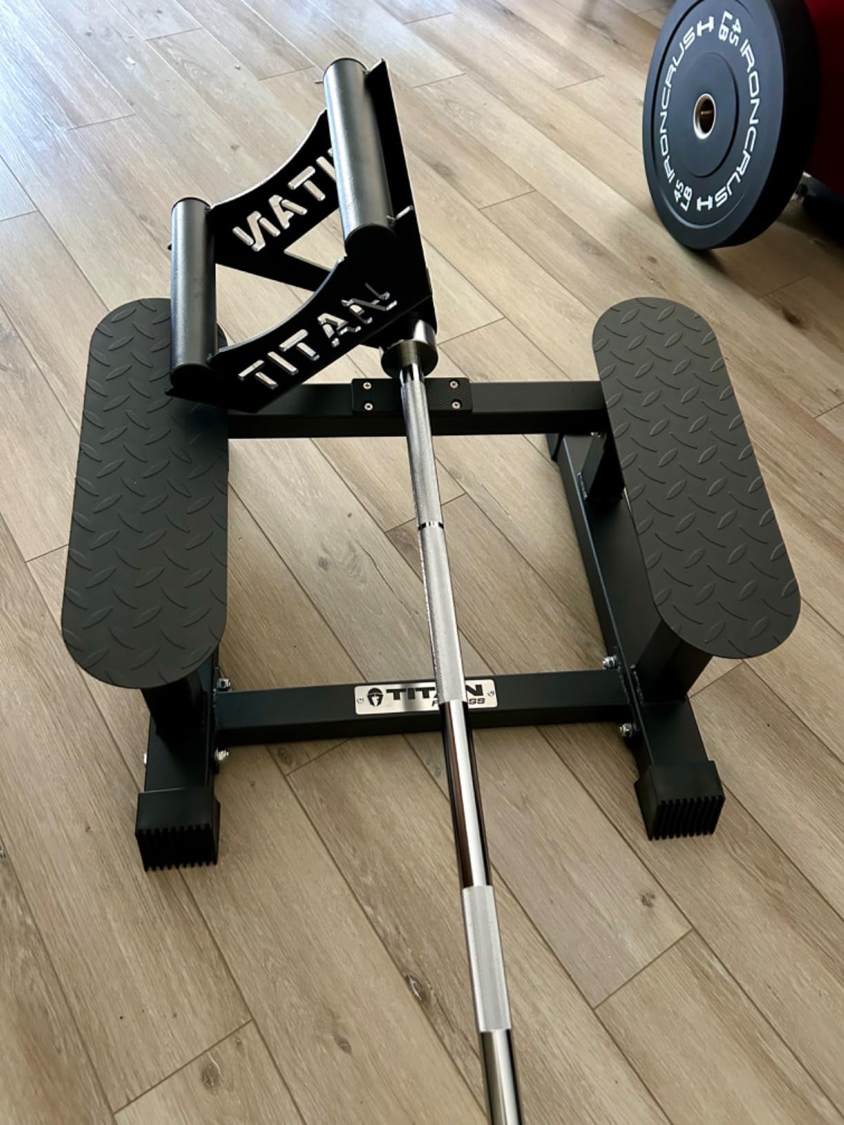 Titan Fitness T Bar Rowing Platform, Elevated/Angled Design for Rows at a Deficit, T Bar Row Platform with Diamond-Plated Footplates, T Bar Platform with Protective UHMW Strip, Non-Slip Rubber Feet customer photo 1