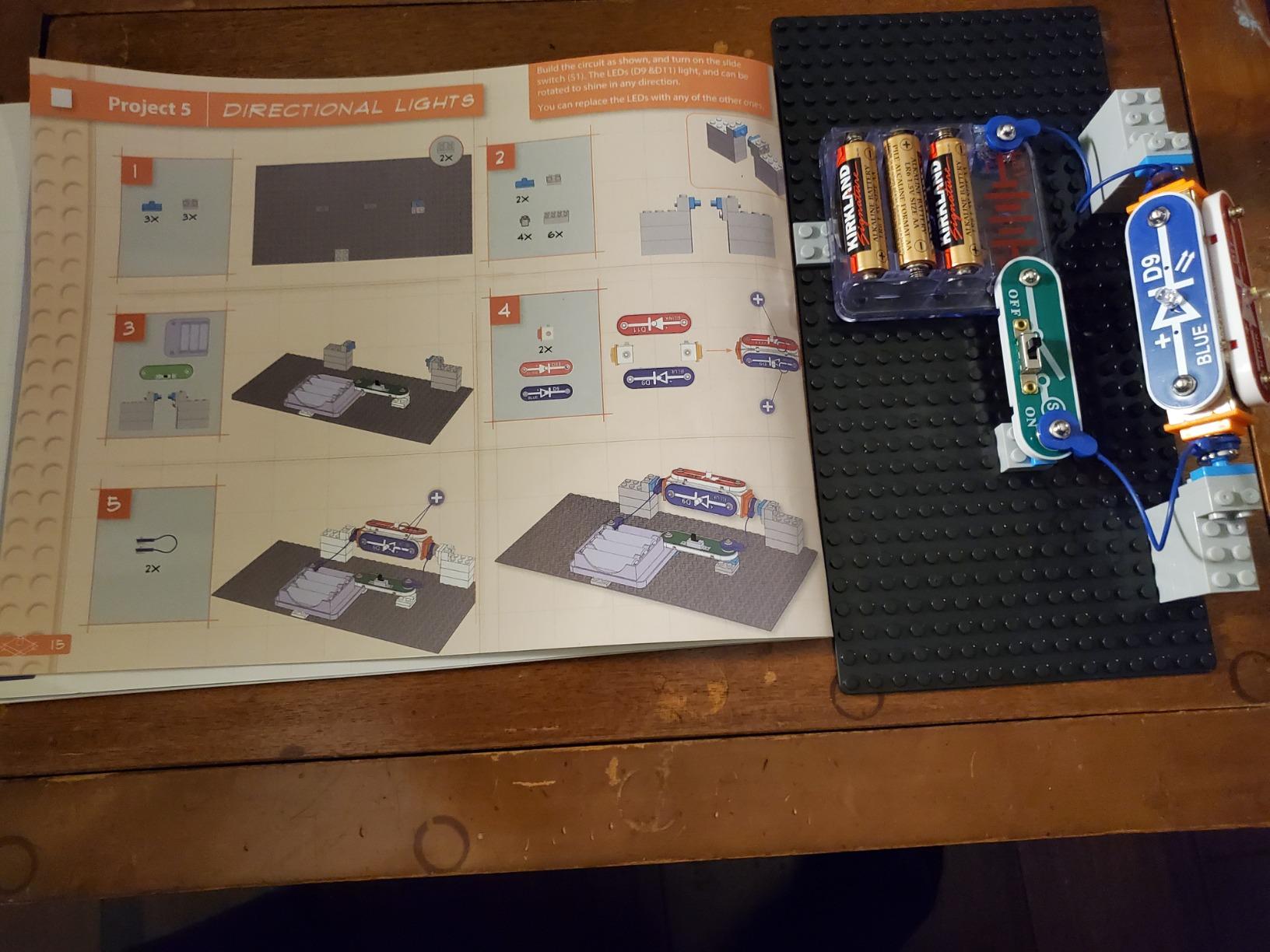 Snap Circuits BRIC: Structures Brick & Electronics Exploration Kit customer photo 1
