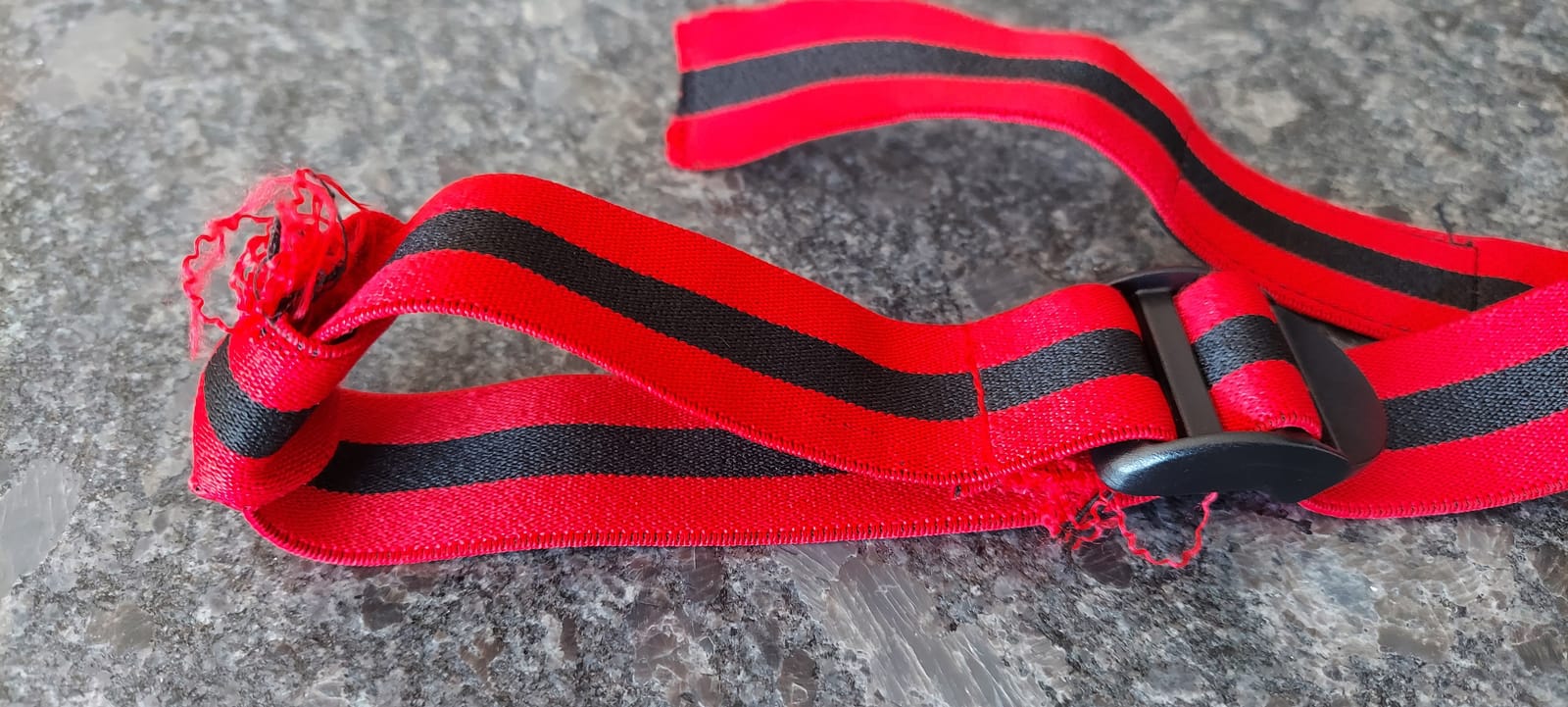 Ronin Wraps | Elastic BFR Occlusion Bands | Blood Flow Restriction Training | 4 Pack (2 for Arms - 2 for Legs) | Sleek NO Pinch Buckle Design | Comfortable Elastic Material customer photo 2