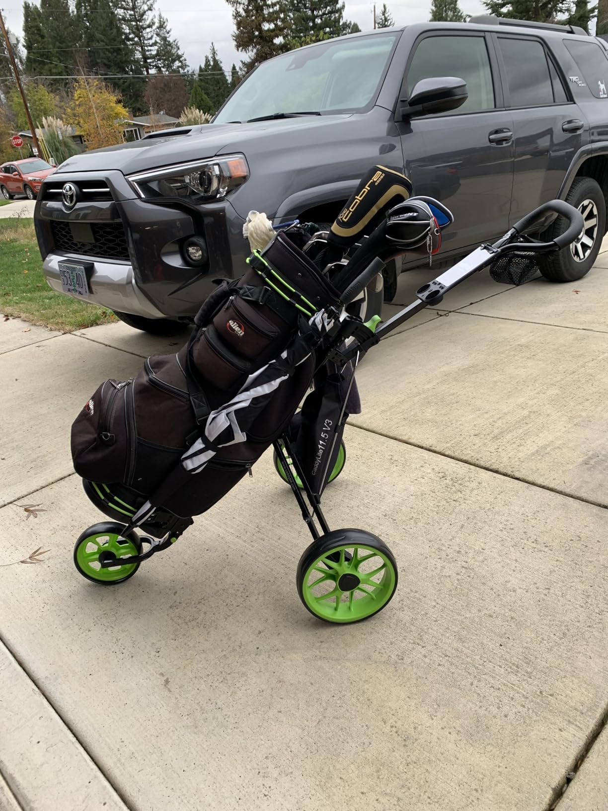 Caddytek CaddyLite 11.5 V3 Golf Push Cart - Lightweight Aluminum 3-Wheel Foldable Golf Bag Cart with Quad-Fold Frame, EVA Wheels, Adjustable Handle, Foot Brake, Mesh Net, Umbrella & Drink Holder customer photo 1