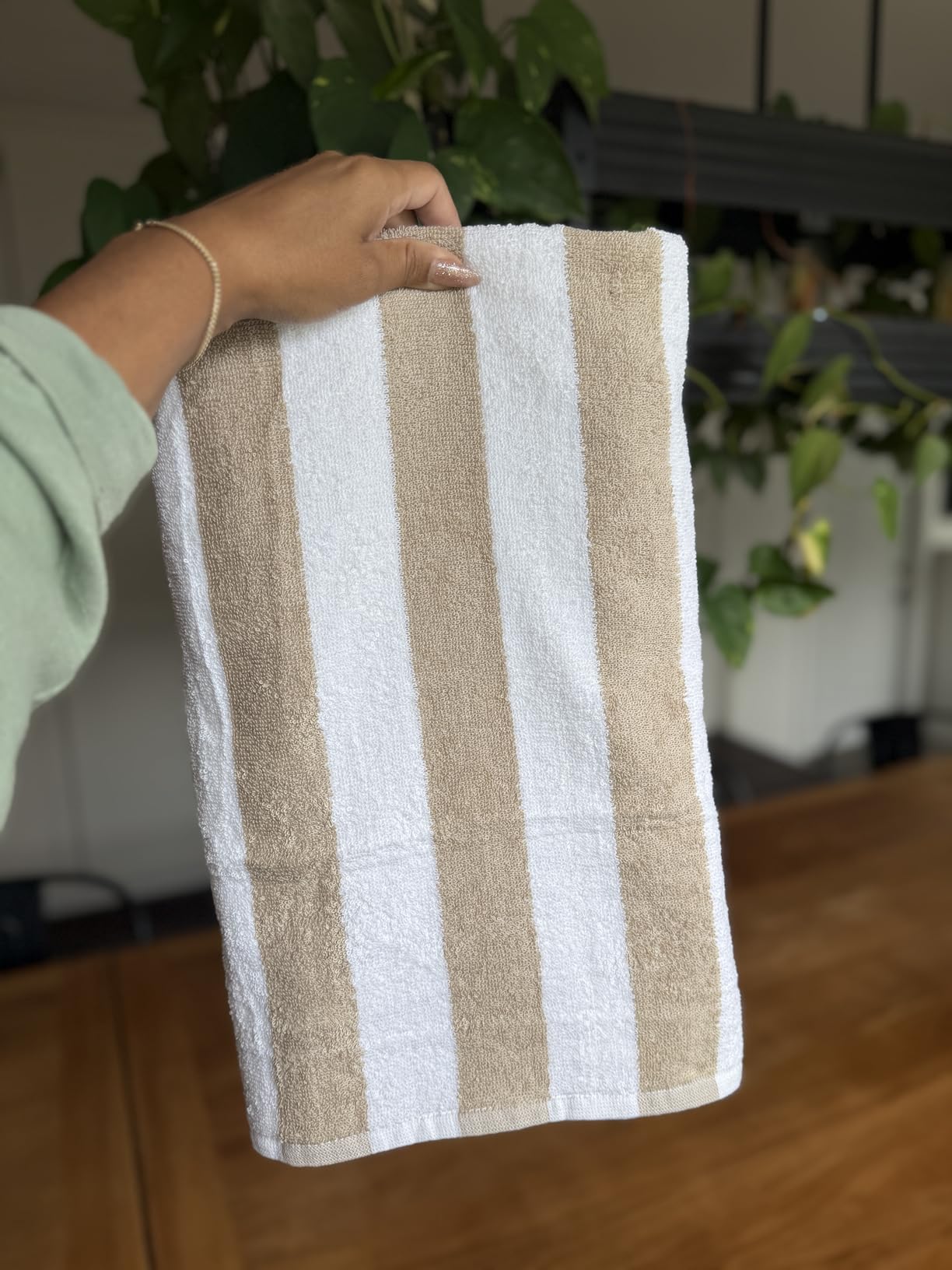 Arkwright California Cabana Stripe Beach Towel - Pack of 4, Large Soft Quick Dry 100% Cotton Terry Towels Set for Pool, Swim, and Hot Tub, Oversized 30 x 70 in, Beige customer photo 1