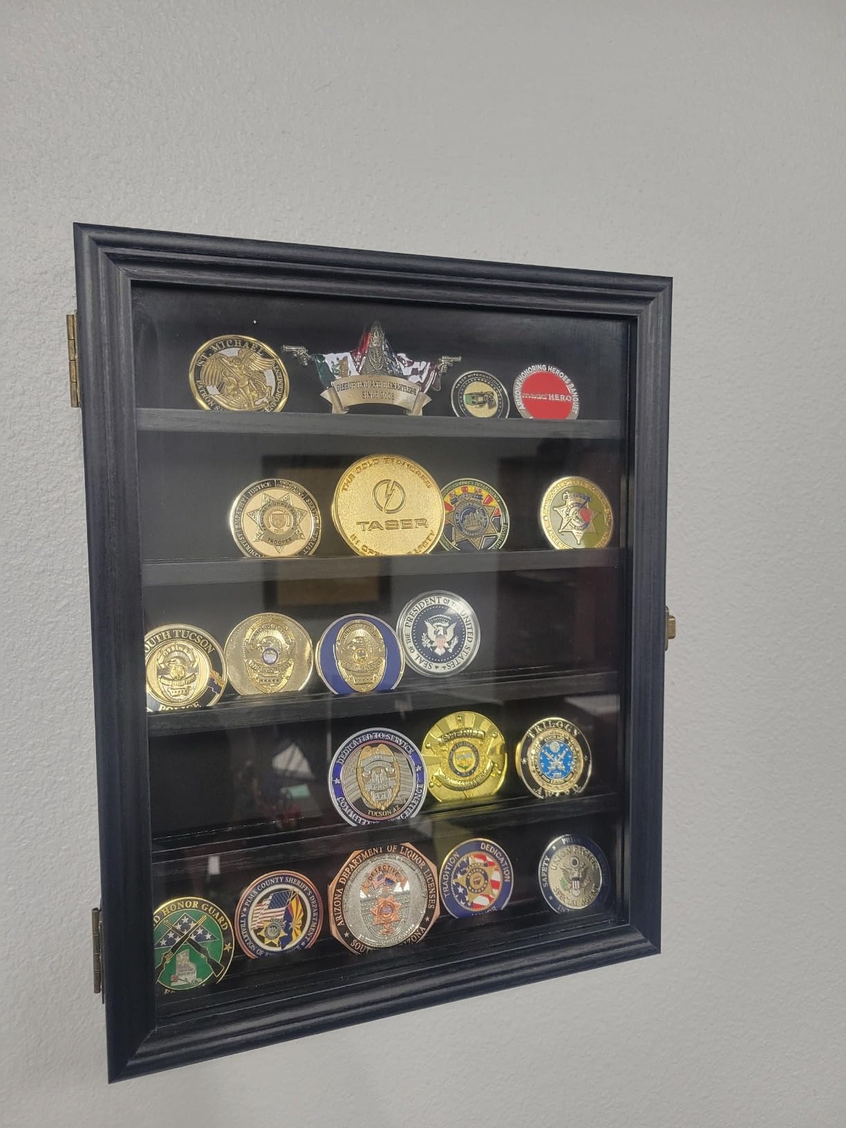 ASmileIndeep Military Challenge Coin Display Case Holder with HD Toughened Glass and Wall Mount, Wooden Coin Stand Rack with Removable 2 Grooves Shelves, Mahogany Finish customer photo 2