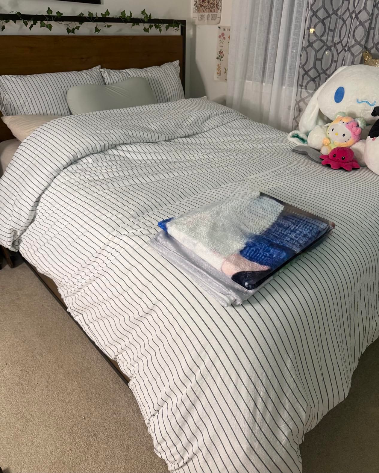 COHOME All-Season Queen Size Cooling Comforter Duvet Insert - White customer photo 2