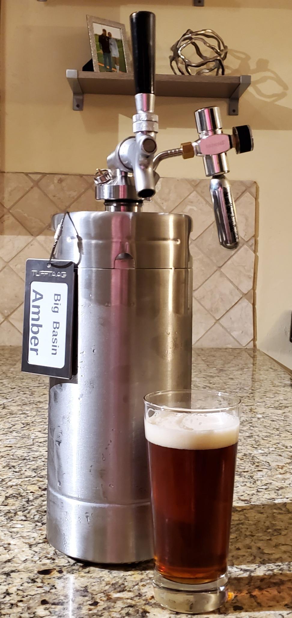 NutriChef Pressurized Growler Tap System, 128oz Stainless Steel Mini Keg Dispenser Portable Kegerator Kit, Co2 Pressure Regulator Keeps Carbonation for Craft Beer, Draft and Homebrew customer photo 1